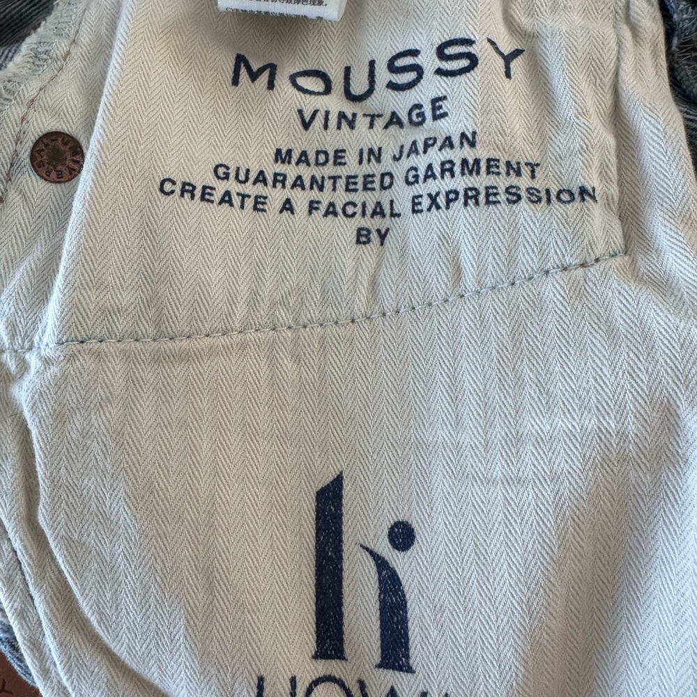 Moussy Vintage Light Blue Distressed Womens Jeans - Picture 3 of 13
